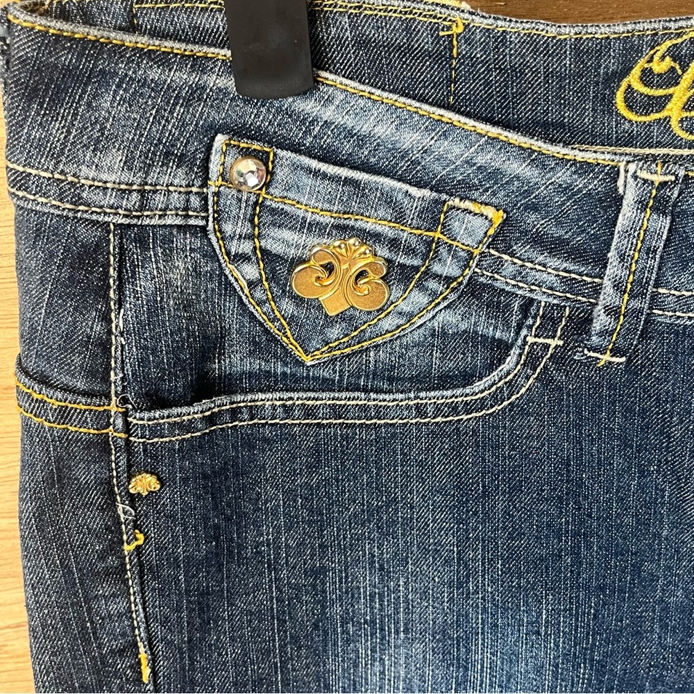 Dereon Straight Jeans women’s color blue. Size. 9/10 - Picture 6 of 14
